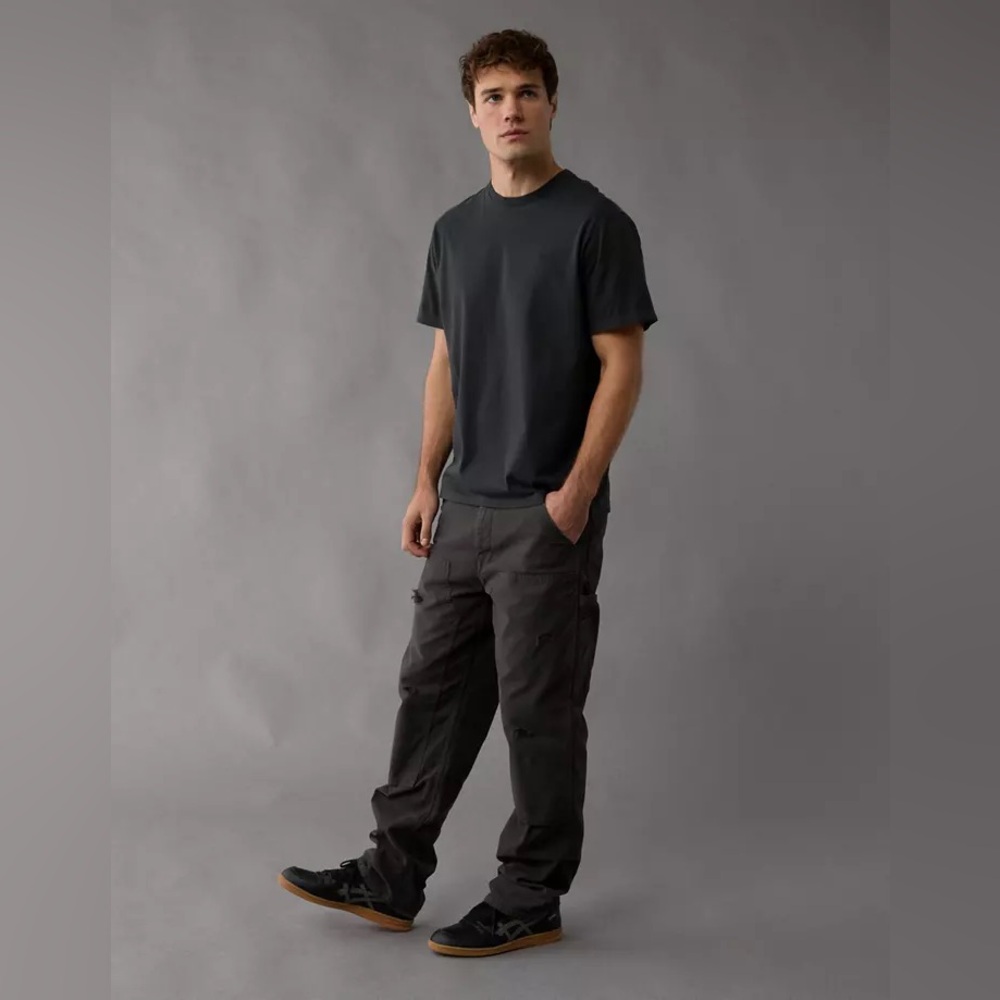 American Eagle Outfitters Lived-In T-Shirt for
Men - black